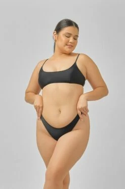 Classic Bottoms / Bermuda Black -BLACKBOUGH SWIM Sales B3 BERMUDA BLACK CHELSEA 1 f6adb61b 3ad0 49c4 af1a a0e1375efde6