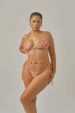 Maddy Triangle Top / Berry Cherry FINAL SALE -BLACKBOUGH SWIM Sales BERRY CHERRY MADDY TEO 6 63fdd6bb d65b 426f b2f3 92cd0b61f8ff