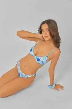 Tona Twisted Top / Blueberry Shortcake