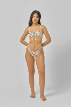 Noey Underwire Tie Front Top / Ciao Bella 7 Noey Underwire Tie Front Top / Ciao Bella -BLACKBOUGH SWIM Sales Ciao Bella Noey 16 565fbbff 06a4 416a 9d28 d84ef82df8db