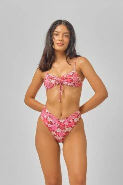 Valentina High Waist Modest Bottoms / Surfer Girl '94 6 Valentina High Waist Modest Bottoms / Surfer Girl '94 -BLACKBOUGH SWIM Sales Coconut Girl Surfer girl Sophia Valentina 3 1