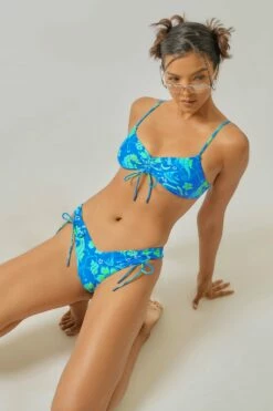 Sophia Scrunched Top / Electric Beach