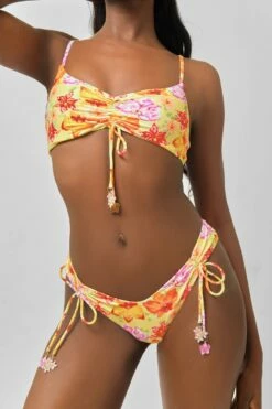 Sophia Scrunched Top / Super Bloom -BLACKBOUGH SWIM Sales Super bloom Sophia Jela2 b657af9d 872e 418e b4d8 4e94675e2caa