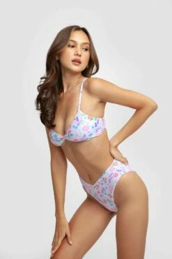 Tona Twisted Top / Sweet Spring -BLACKBOUGH SWIM Sales Sweet spring Tona x Valentina 20